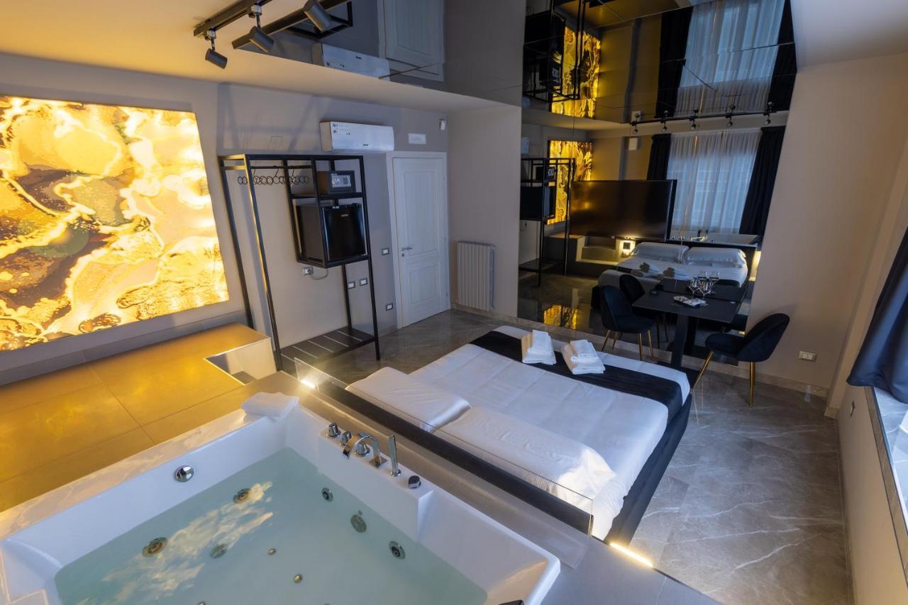 Maximum Exclusive Suite & Spa Palermo Exterior photo