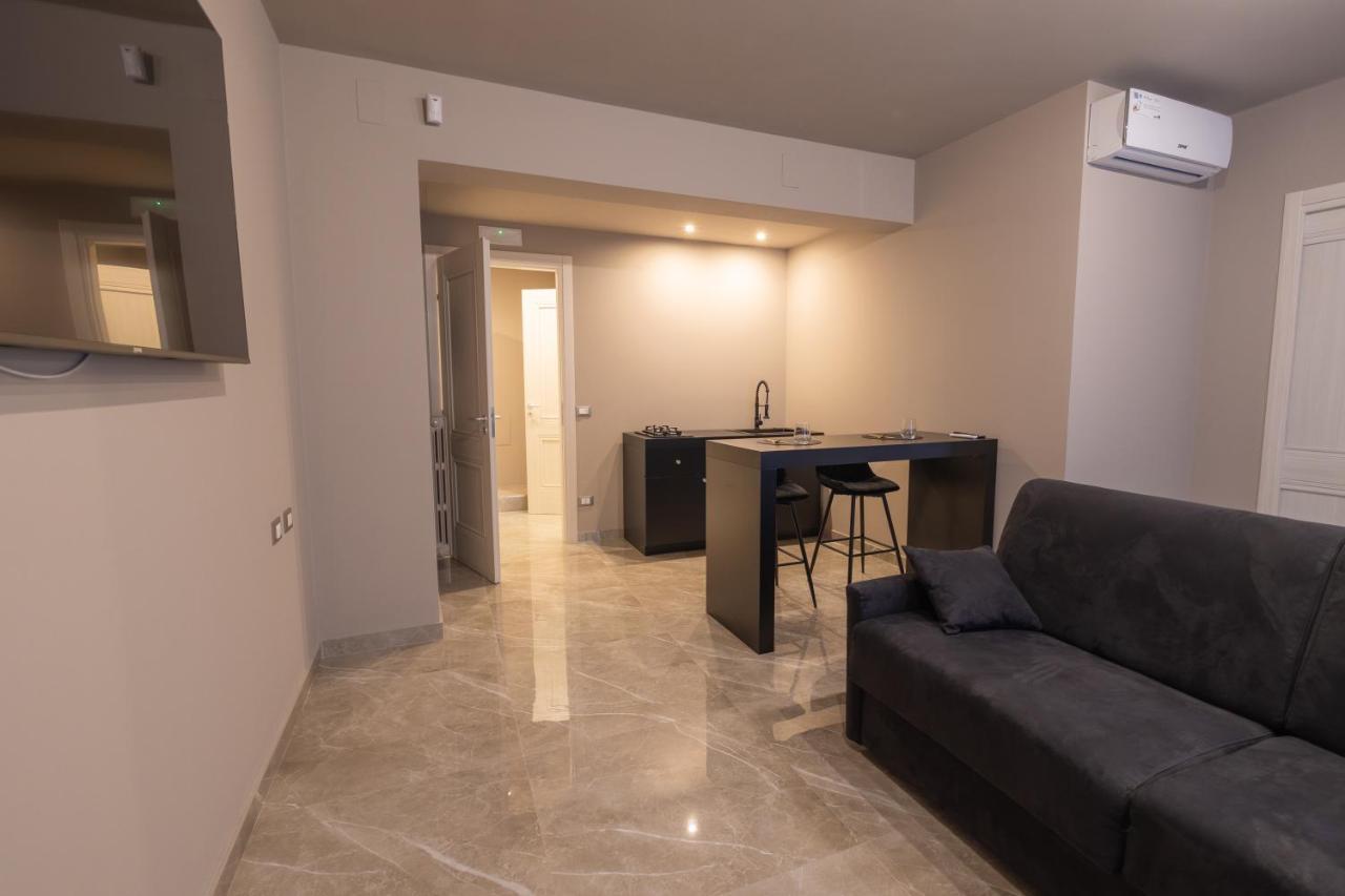 Maximum Exclusive Suite & Spa Palermo Exterior photo